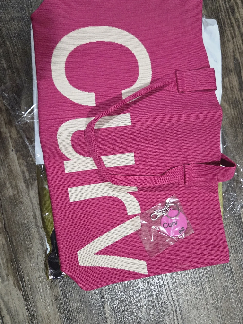 Curves Knit Tote (Raspberry) - Picture 1 of 4